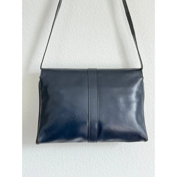 Vintage Salvatore Ferragamo Shoulder Bag Medium Navy Blue Leather Gold Hardware - Picture 4 of 11